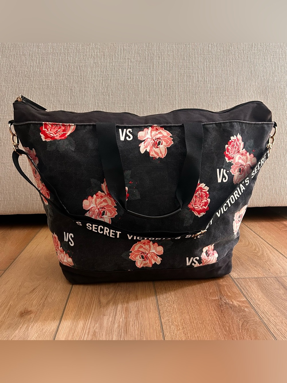 Victorias Secret Weekender Bag LIKE NEW